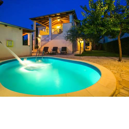 Holiday Home Maya