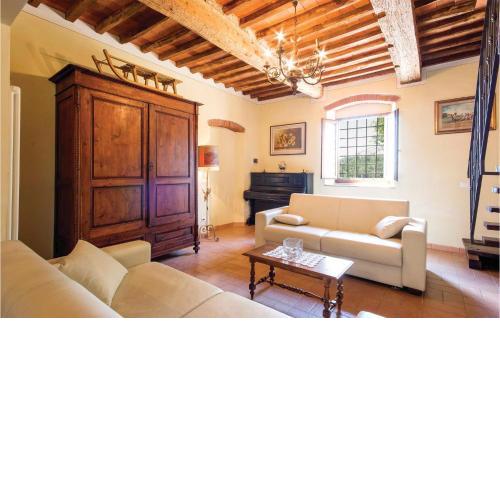 Holiday Home Podere il Castellare - 03