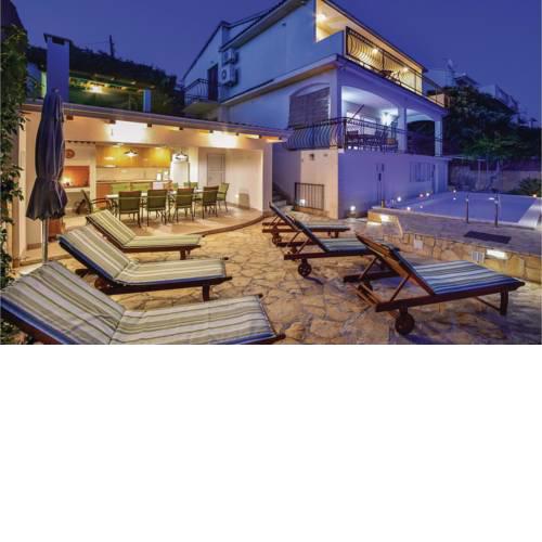 Holiday home Put Diruna Croatia