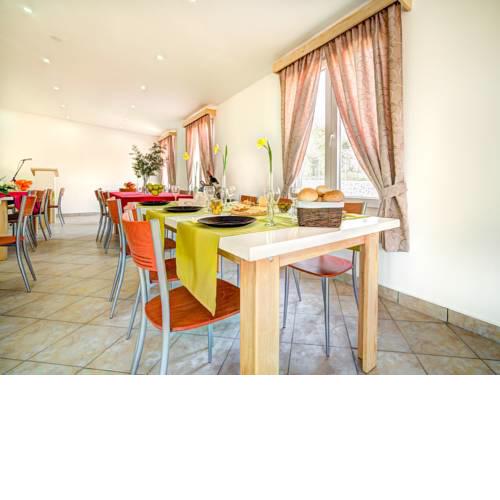 Holiday Home Resort Jelovci.9