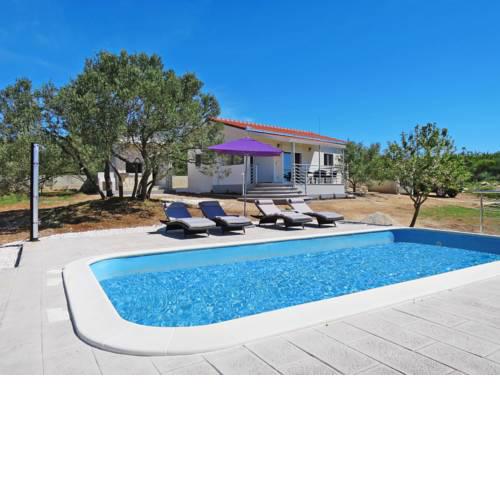 Holiday Home Ria (TGR146)