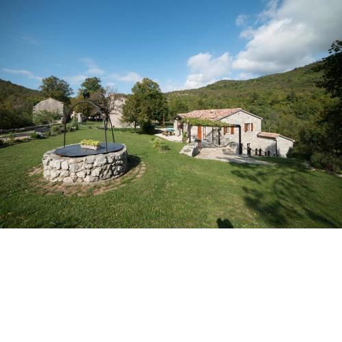 Holiday Home Roc 17446