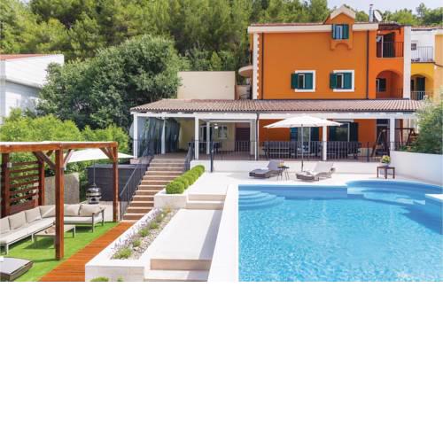Holiday Home Skradin with Sauna I