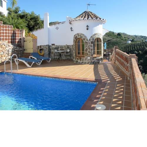 Holiday Home Tres Palmeras - FRG131