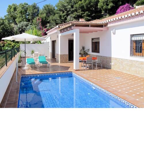 Holiday Home Victoria - AMU198