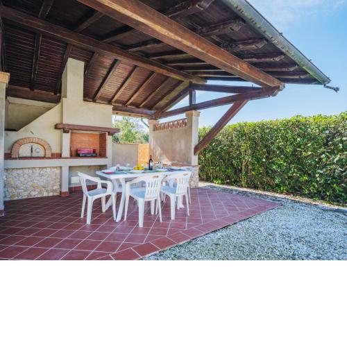Holiday Home Villa Le Giunchiglie by Interhome