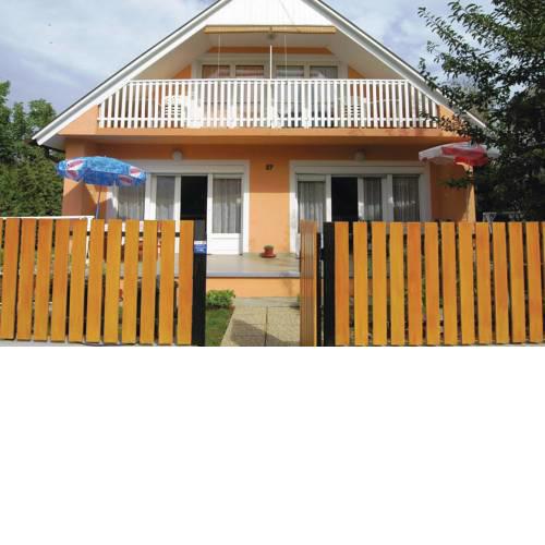 Holiday home Vörösmarty u-Vonyarcvashegy
