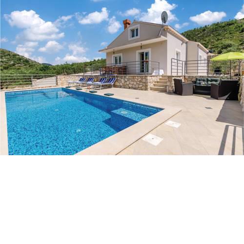 Holiday Home Zaton 01