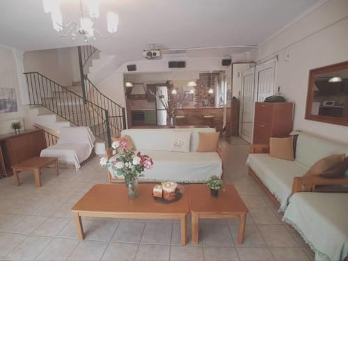 Holiday home Ανθέων