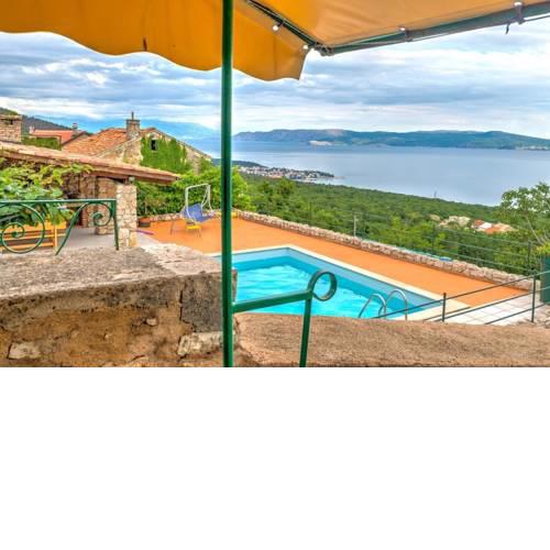 Holiday Homes in Crikvenica 39330
