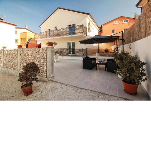 Holiday House Pudarica