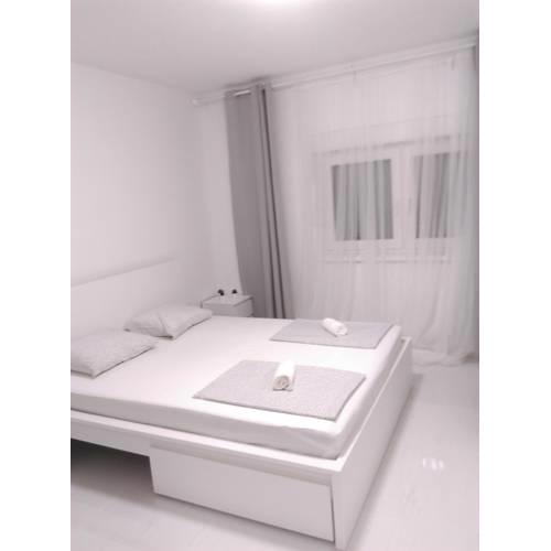 Holiday House Sabunike