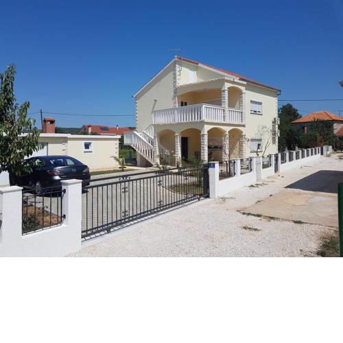 Holiday house with a parking space Sukosan (Zadar) - 16398