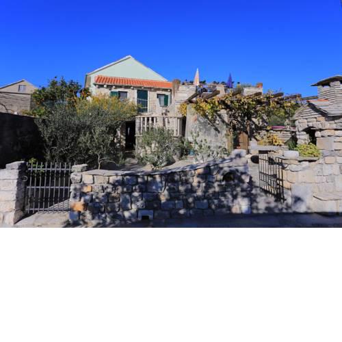 Holiday house with WiFi Gustirna (Trogir) - 16218