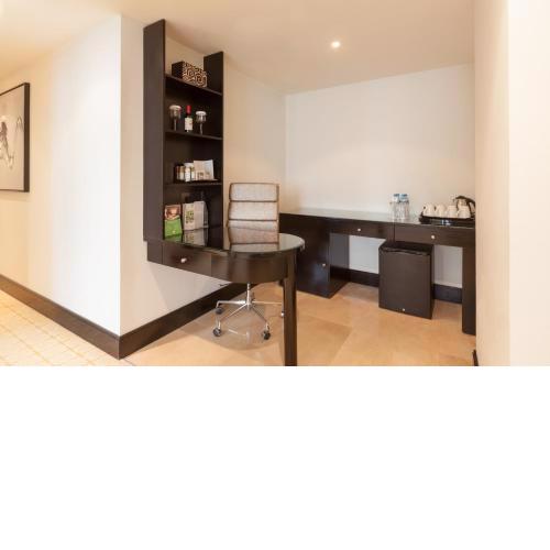 Holiday Inn Dubai Al Barsha, an IHG Hotel