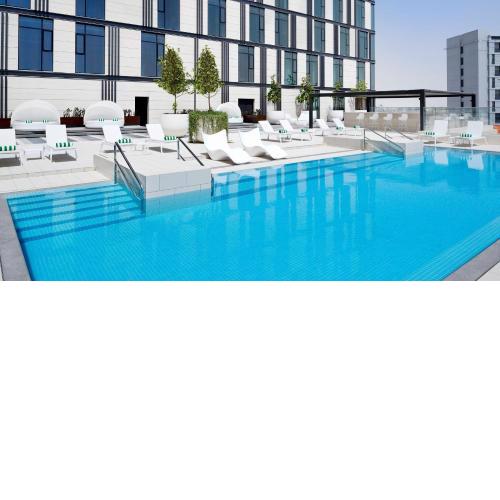 Holiday Inn Dubai Al-Maktoum Airport, an IHG Hotel