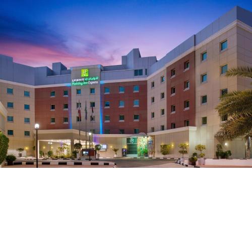 Holiday Inn Express Dubai Internet City, an IHG Hotel