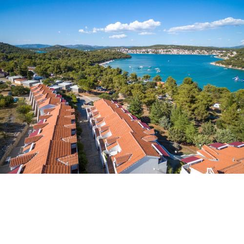 Holiday Resort Jezera Village Apartmani