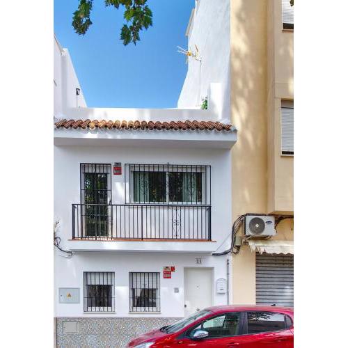 Holidays2Malaga Alameda Barcelo Parking & High Speed WIFI