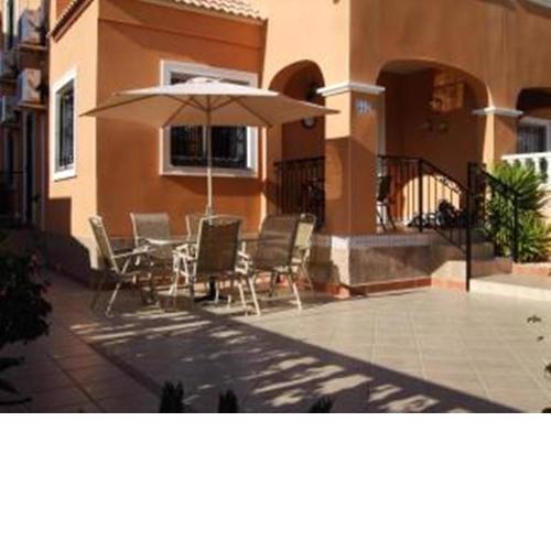Home from home villa in Los Altos - with free WI-FI and free air conditioning