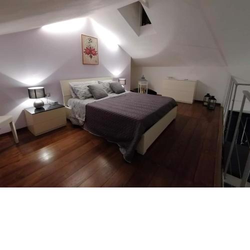 Home Holiday 304