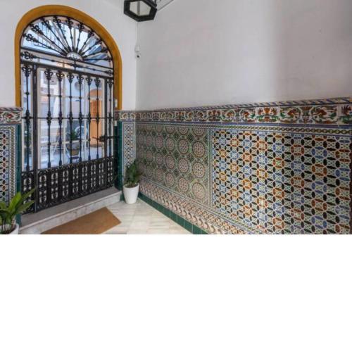 Home in Seville V33-B