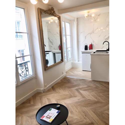 Home Sweet Home Paris Montmartre