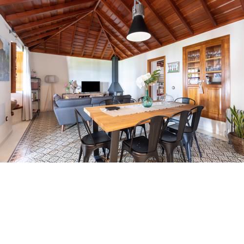 Home2Book Luxury El Bebedero de los Sauces's House