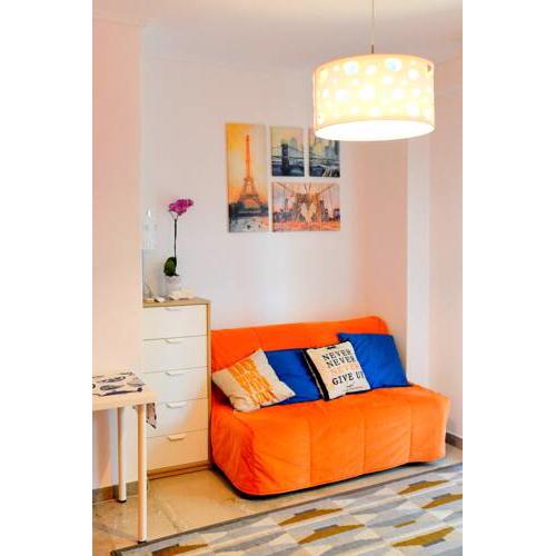 Homely Varkiza Apartment