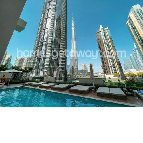 HomesGetaway -Lavish 1BR in ACT One Downtown Dubai