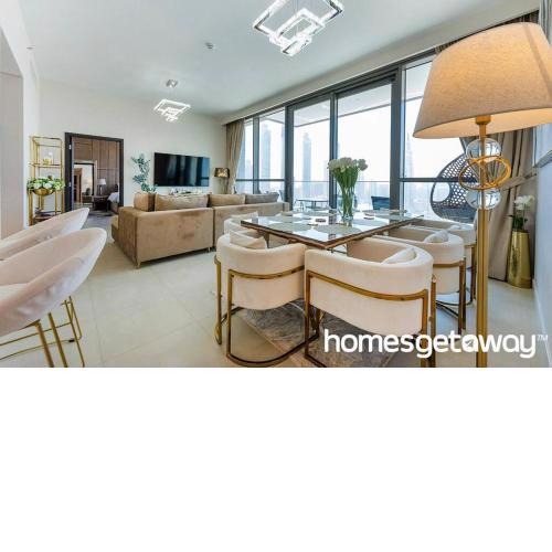 HomesGetaway-Lovely 3BR+Maids Room in Downtown Views