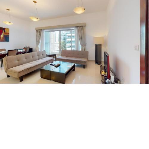 Hometown Apartments - Waterfront 1 Bedroom apartment in Westside Marina