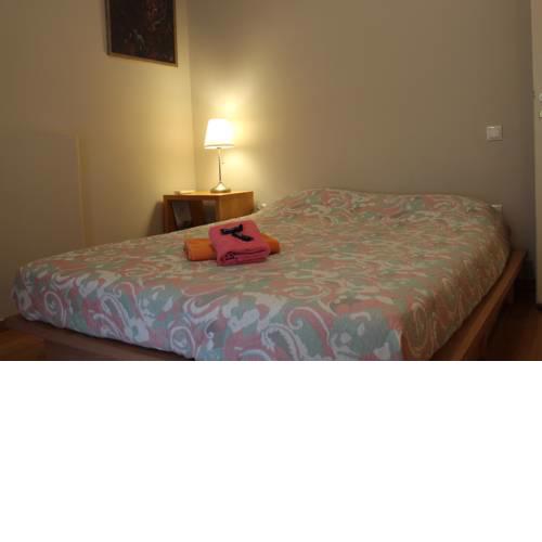 Homey Apartment near Acropolis for 4
