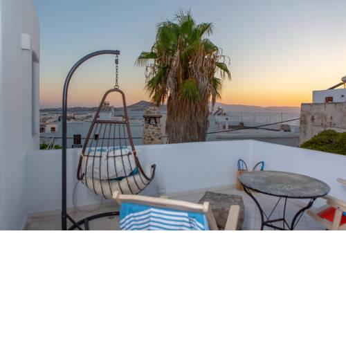 Honey & Cinnamon Luxury Suite