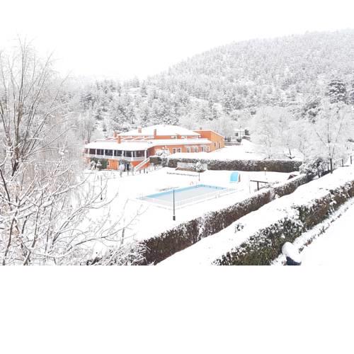 Hospedium Hotel Val de Pinares