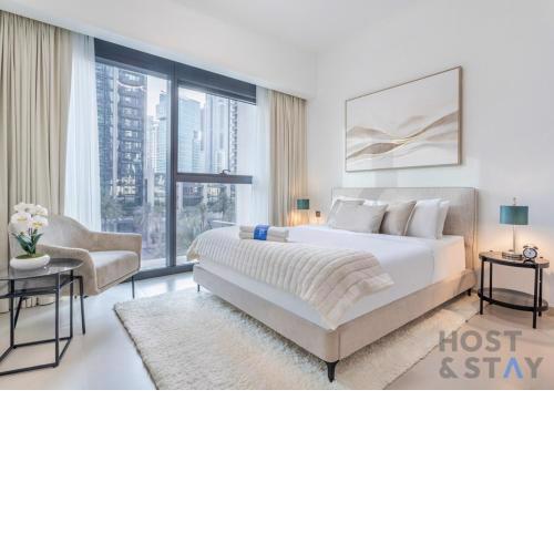 Host and Stay - Act One Act Two - Downtown - Emaar