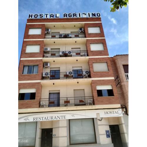 Hostal agripino y Restaurante asiático