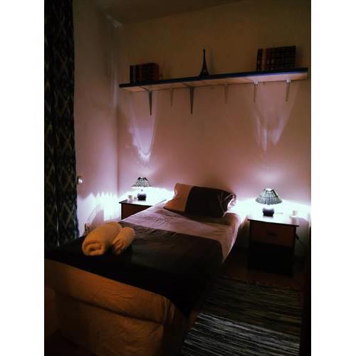 Hostal precioso en estrecho Madrid
