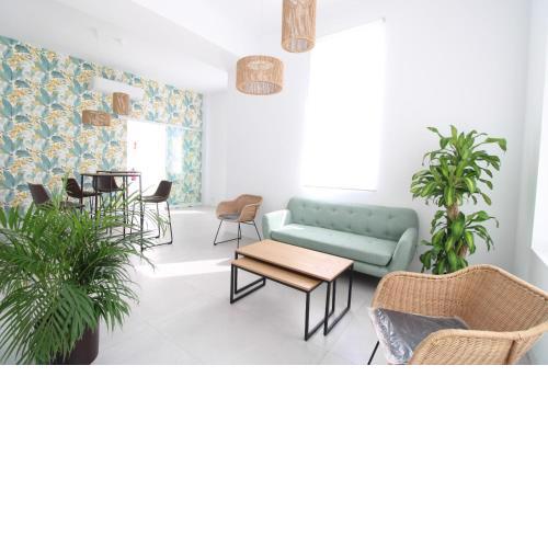 Hostal Tropical
