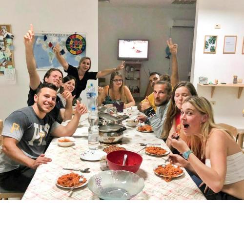 Hostel Hasta La Vista