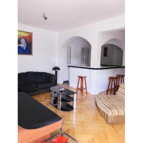 Hostel Holiday Cetinje