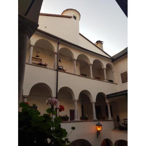 hostel MAPI/JARU