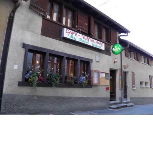 Hostel Petit Vélan