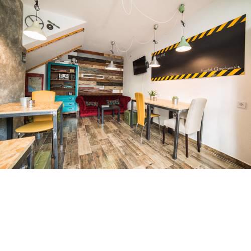 Hostel Q