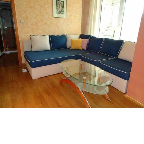 HostEx Vintage Apartment