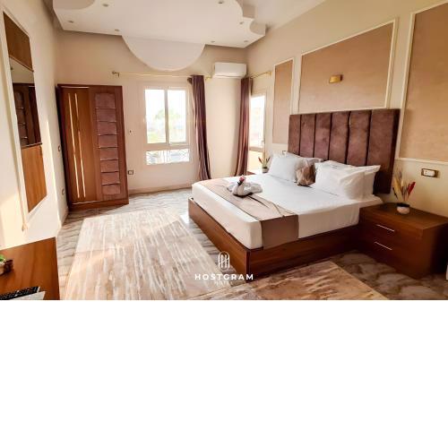 Hostgram Downtown Hotel & Suites
