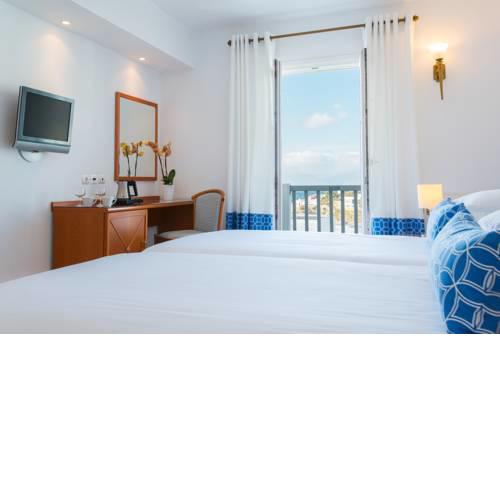 Hotel Adonis