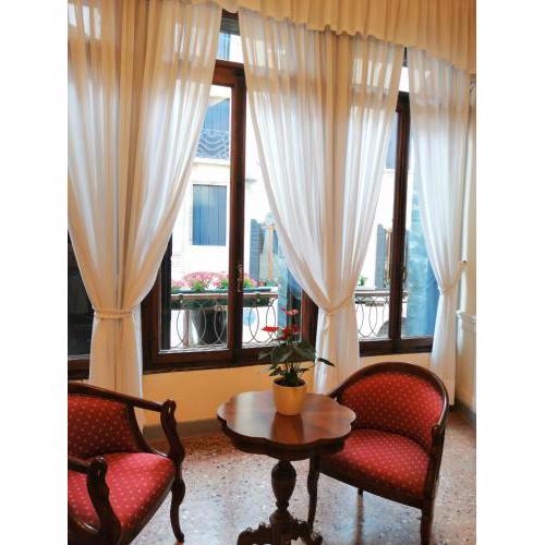 Hotel Alla Fava