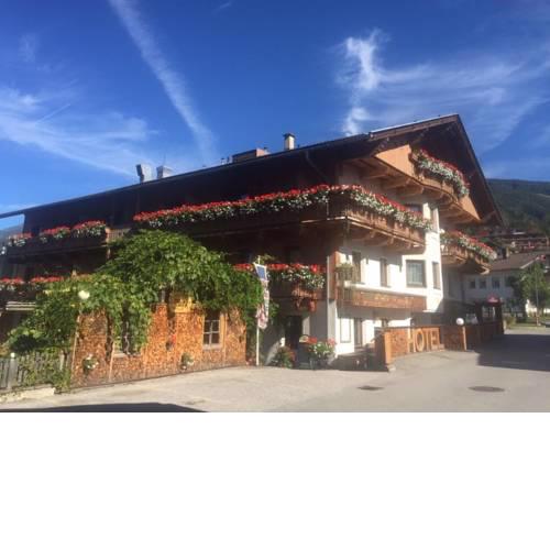 Hotel Alpenstolz