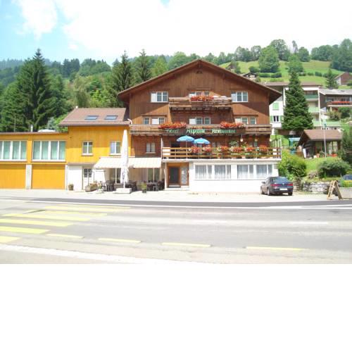 Hotel Alpina